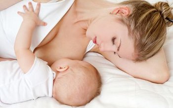 Încă un beneficiu al alăptării