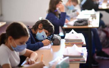 Noile reguli pentru începutul școlii: …