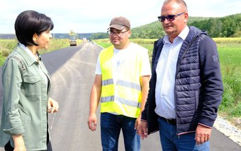 Asfalt pe primul sector din …