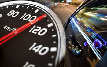 Inconștiență la volan. Un șofer …