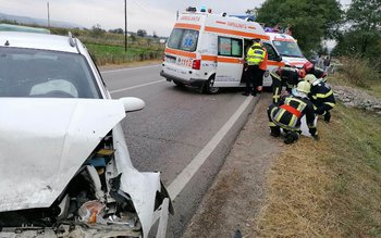 Cinci persoane rănite într-un accident …