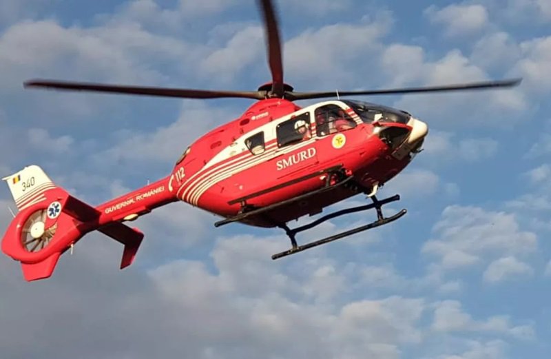 Elicopterul SMURD chemat la Botoșani pentru un bărbat care a suferit un infarct