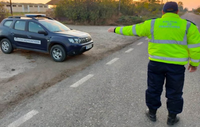 Tânăr carantinat la domiciliu, depistat în trafic fără permis de conducere