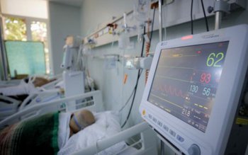 O tânără de 24 de …