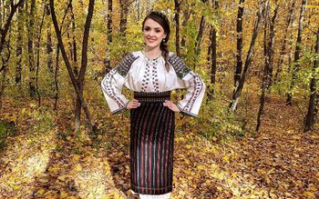 Tânăra dorohoiancă Lorena Andrișan-Dupu a …