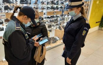 Curge cu amenzi, 35 de …