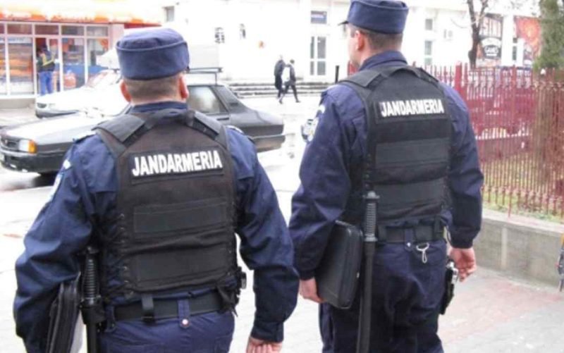 Acțiuni ale jandarmilor botoșăneni pentru informarea cetățenilor