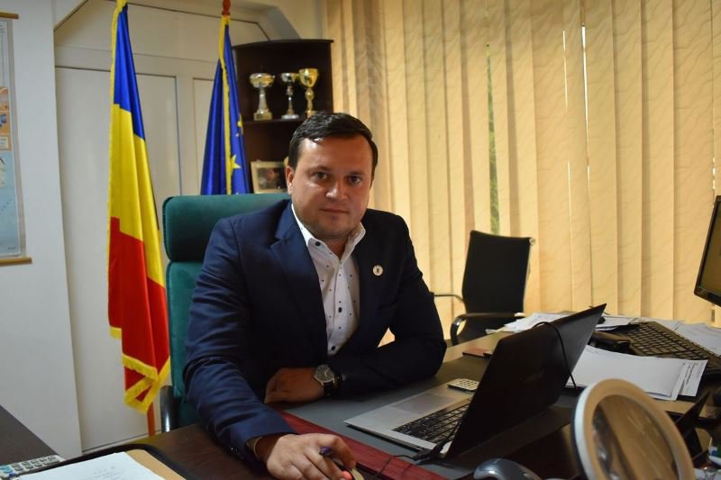 Cătălin Silegeanu: „Prin constrângeri și manipulări românii nu vor putea fi convinși să se vaccineze”