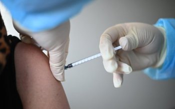 Vezi procentele de vaccinare la …