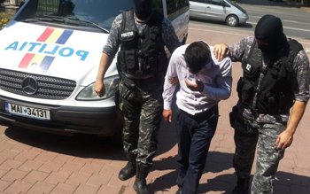 Tânăr reținut după ce a …