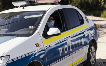 Săptămânal, zeci de șoferi sunt …