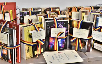 Premii lauriene pentru un condei …