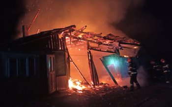 Primul foc în soba nouă …