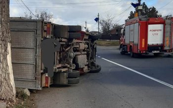 Accident la Săveni! Femeie rănită …