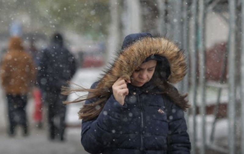 Meteorologii au emis o informare meteo de ploi, ninsori și vânt