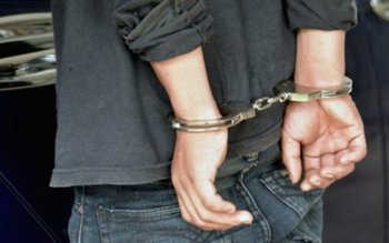 Bărbat reținut pentru amenințare și …