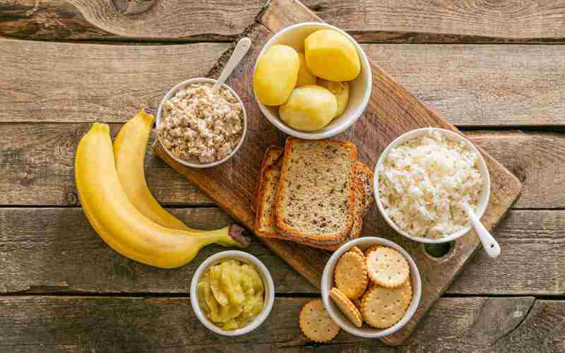 Ce să mănânci dacă ai diaree - află cum poţi trata problema doar prin alimentaţie