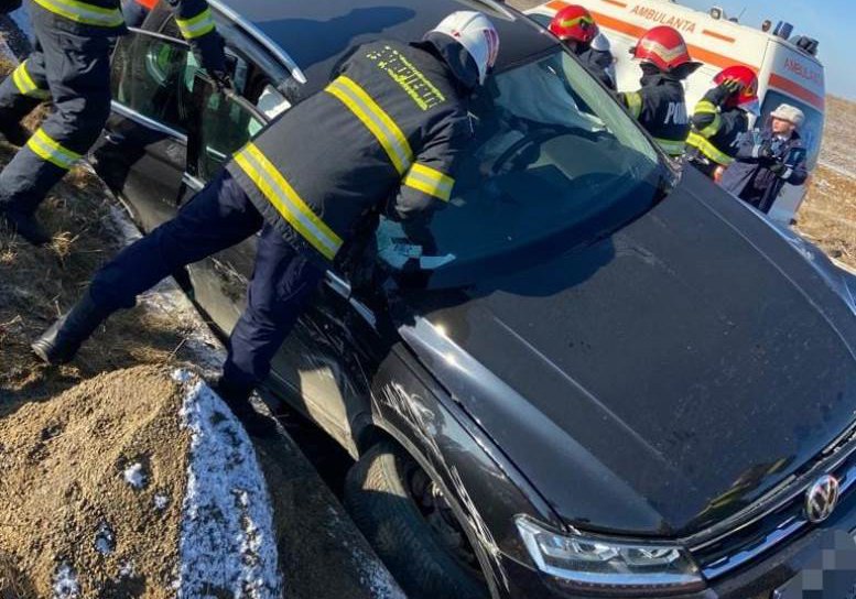 Accident cu trei victime la Vorona! Două mașini au intrat în coliziune – FOTO