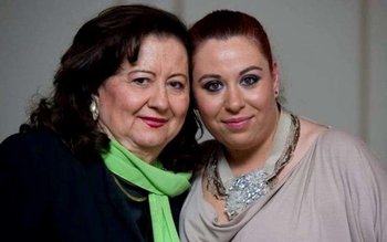 Oana Roman are parte de …