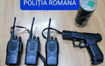 Doi tineri au luat-o la …