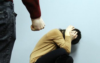 Bărbat reținut pentru violență în …