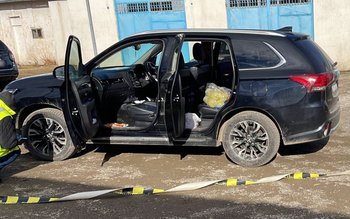 Autoturism căutat de autorităţile din …