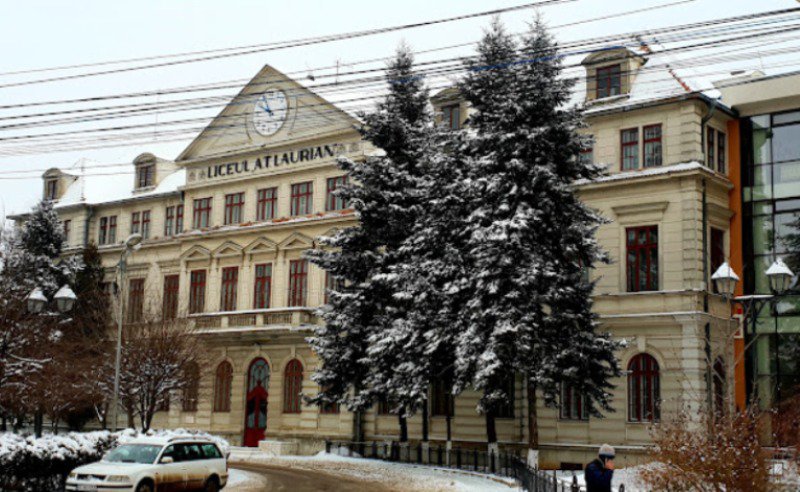 Proiecte de 100.000 de lei câștigate de Colegiului Național „A.T. Laurian” Botoșani