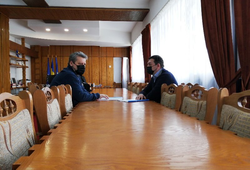 Întâlnire a prefectului Sorin Cornilă cu subsecretarul de stat al MAI, Gheorghe Sorescu. Vezi ce subiecte au fost abordate!