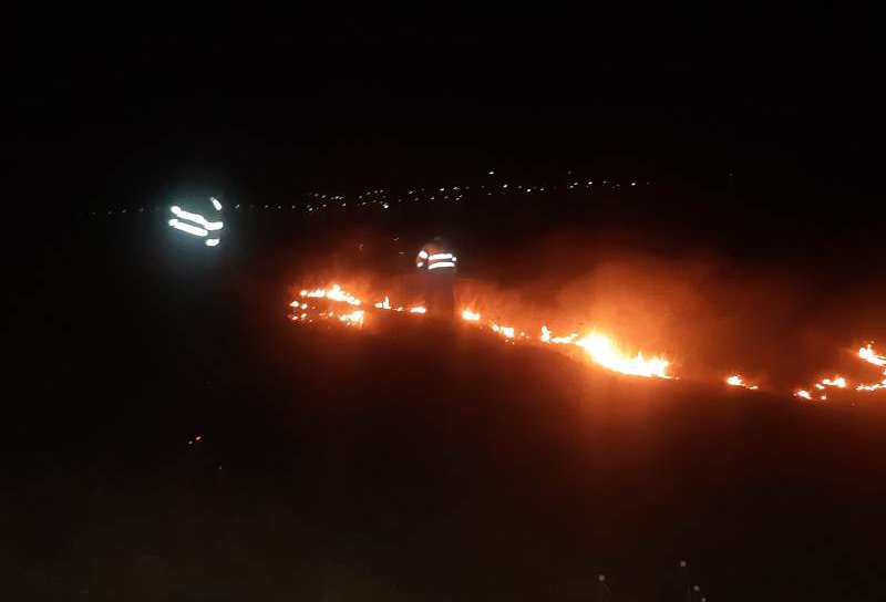 35 hectare de vegetație distruse în incendii duminică după-amiază, în județul Botoșani