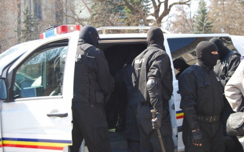Percheziții domiciliare în județ, la persoane bănuite de braconaj