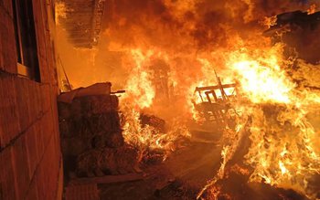 Incendiu violent în comuna Șendriceni! …