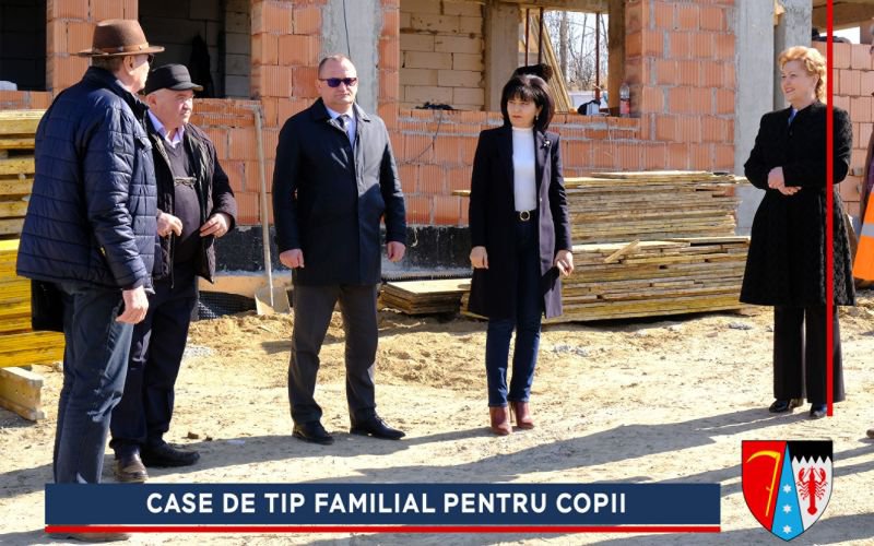 Casele de tip familial pentru copii de la Trușești prind contur - FOTO