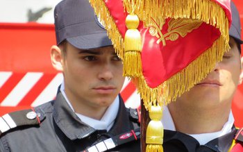 24 de soldați au depus …