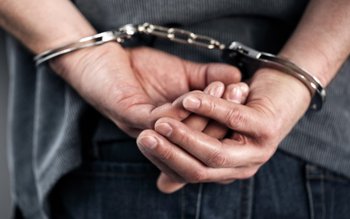 Tânăr escortat la Penitenciarul Botoșani …