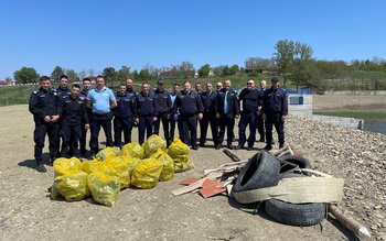 „Curățăm Botoșaniul!”: Acțiune a jandarmilor …