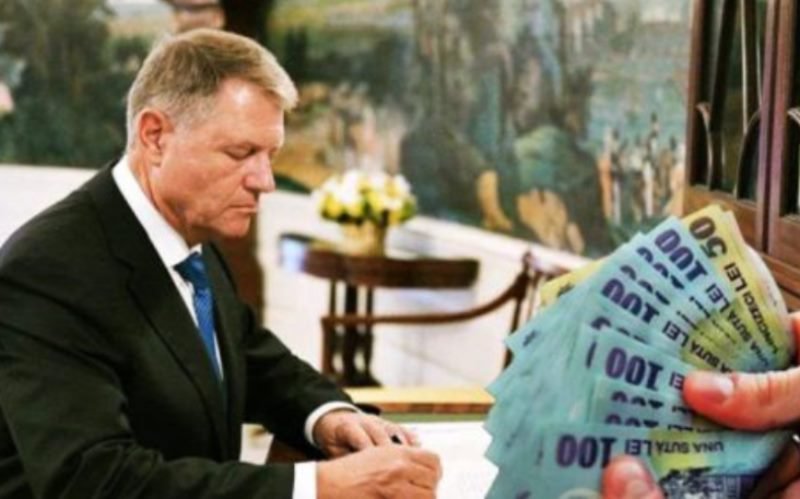 Klaus Iohannis tocmai a semnat legea. Cine scapă de impozitul la stat, ce salariu trebuie să aibă