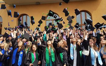 Tradiții de final de liceu …