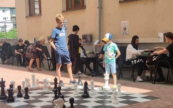 O primă ediţie a Memorialului …