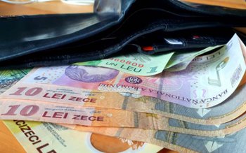 Noi creșteri de salarii în …