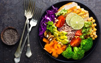 Ce trebuie să mânânci la …