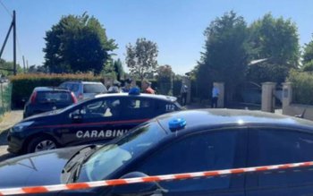 Două românce, mamă și fiică, …