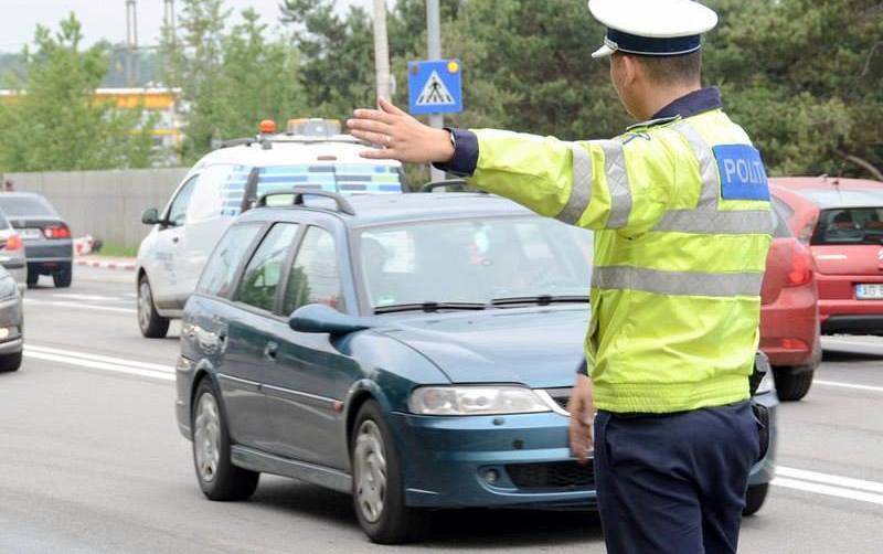 Zeci de șoferi amendați și permise de conducere reținute în cadrul unei acțiuni a polițiștilor botoșăneni