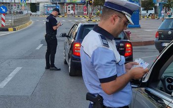 Prins la volan, în Botoșani, …