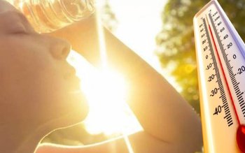 Peste 100 de puncte de …