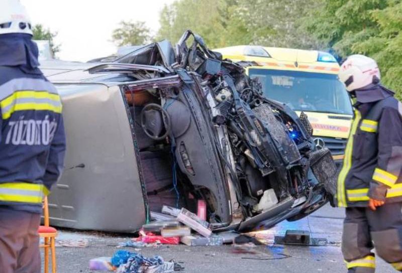 Tragedie pe o șosea din Ungaria. A fost implicată o mașină cu numere de România