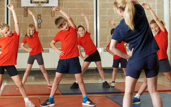 Profesorii de sport se revoltă. …