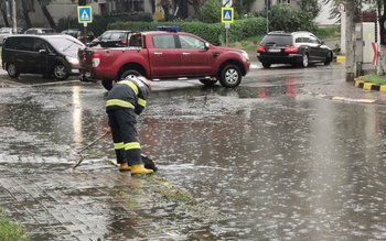 Pompierii au intervenit într-o intersecție …