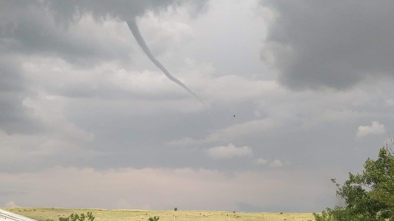 Nor-pâlnie și început de tornadă observate în județul Botoșani - FOTO