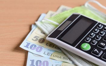 Cât timp mai au la …