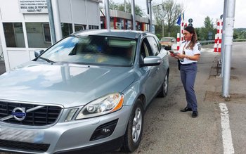 Permis de conducere european, obţinut …